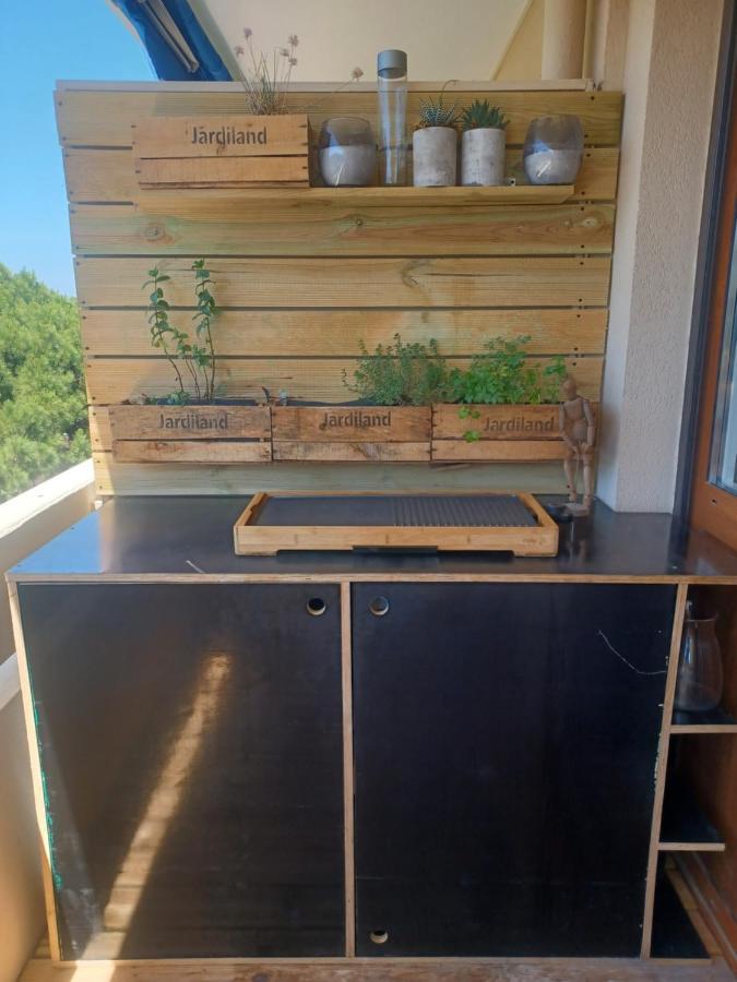 Superbe Appartement A 100M De La Mer, Et A Cote De La Base Nature Frejus Ngoại thất bức ảnh